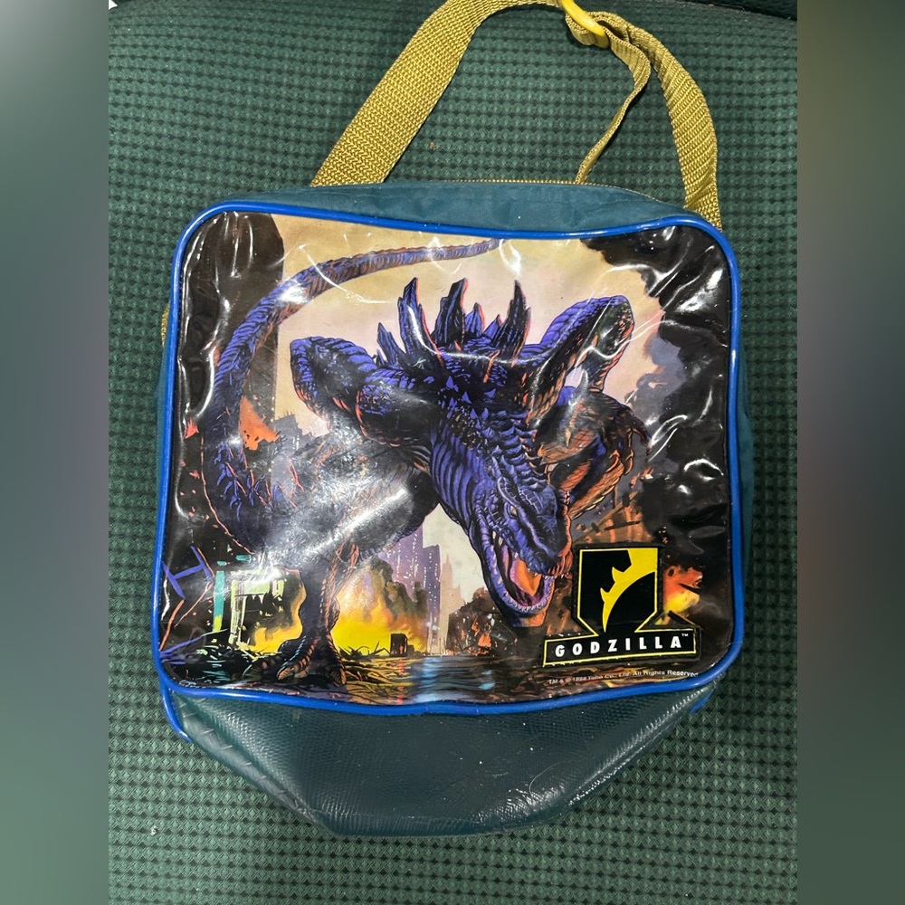 Godzilla lunchbag! Vintage!!